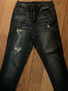 1822 jeans
Size 6